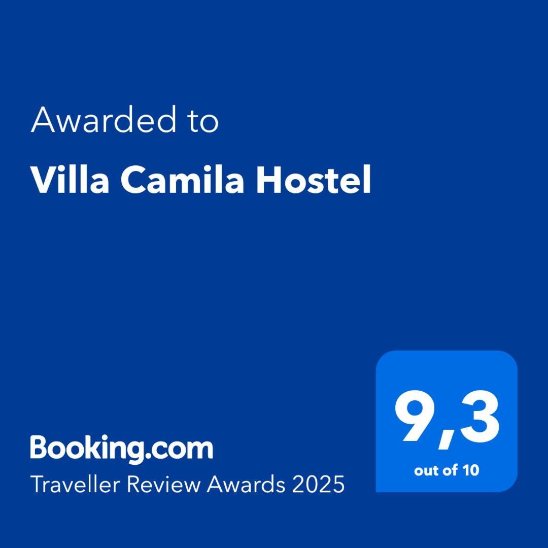 Villa Camila Hostel Coroico Exterior photo